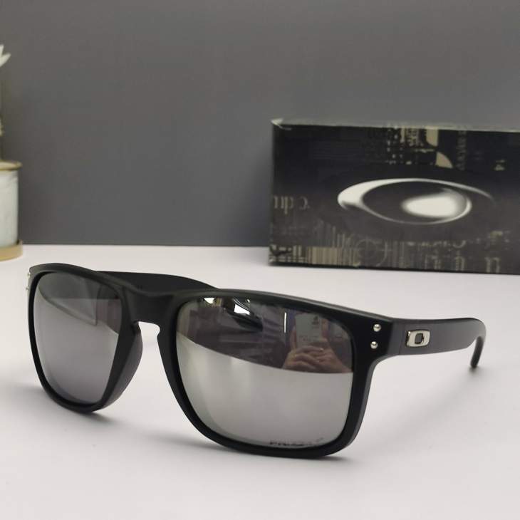 Picture of Oakley Sunglasses _SKUfw66124064fw